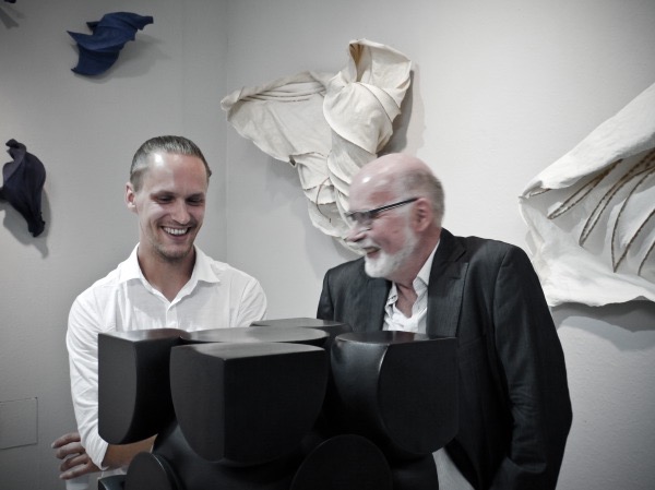 Impression Vernissage Ausstellung Oleksii Zolotariov und Wilhelm Morat